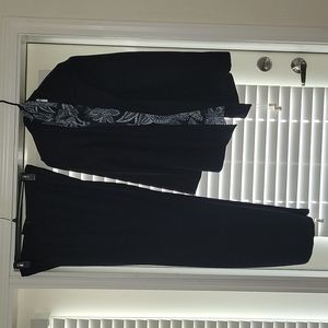 Le Suit Pantsuit Navy Blue Size 12